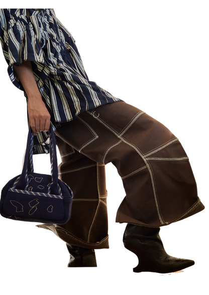 Knee Jeans in Edition 6 (Pre-Order)