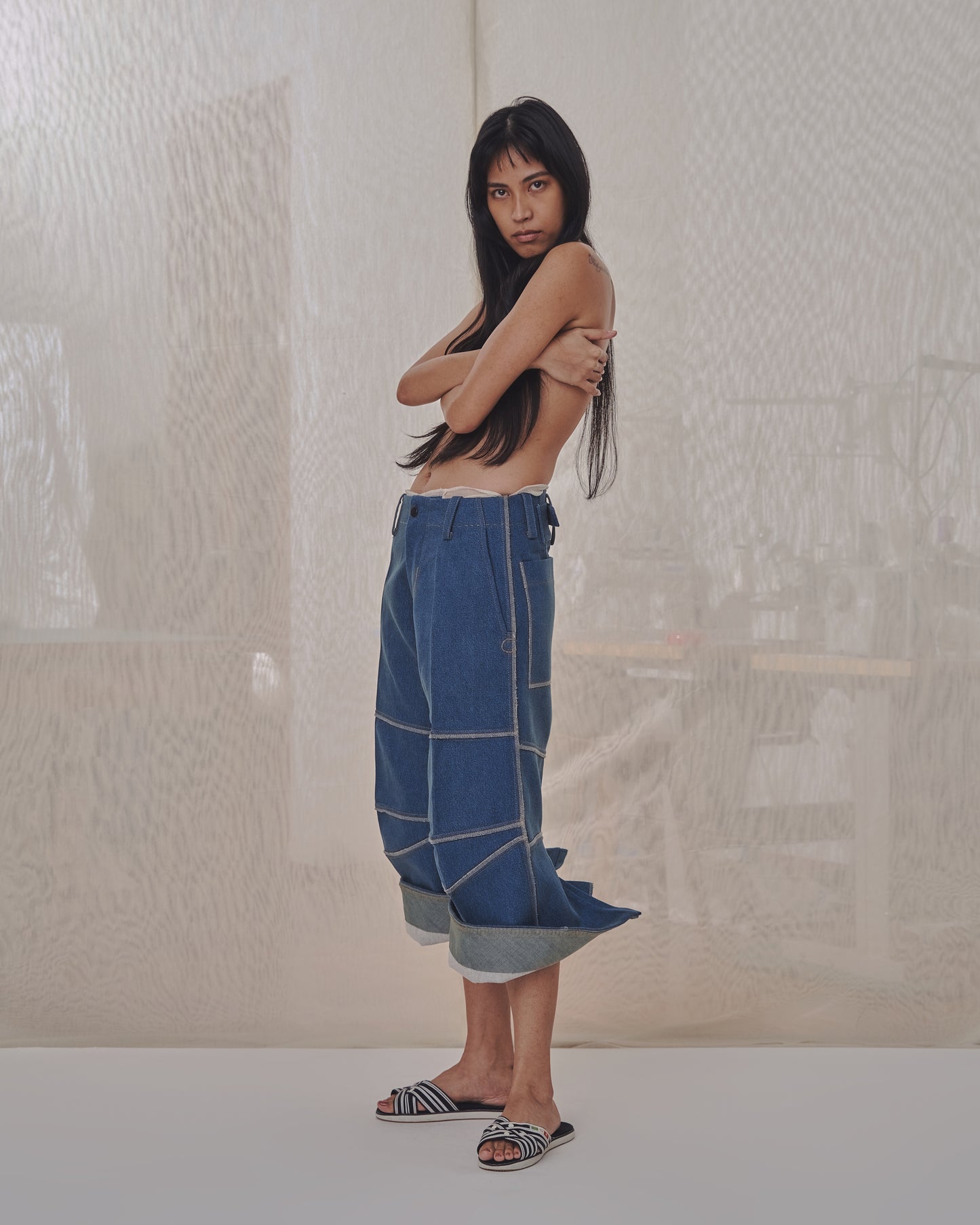 Knee Jeans in Edition 1 (Pre-Order)