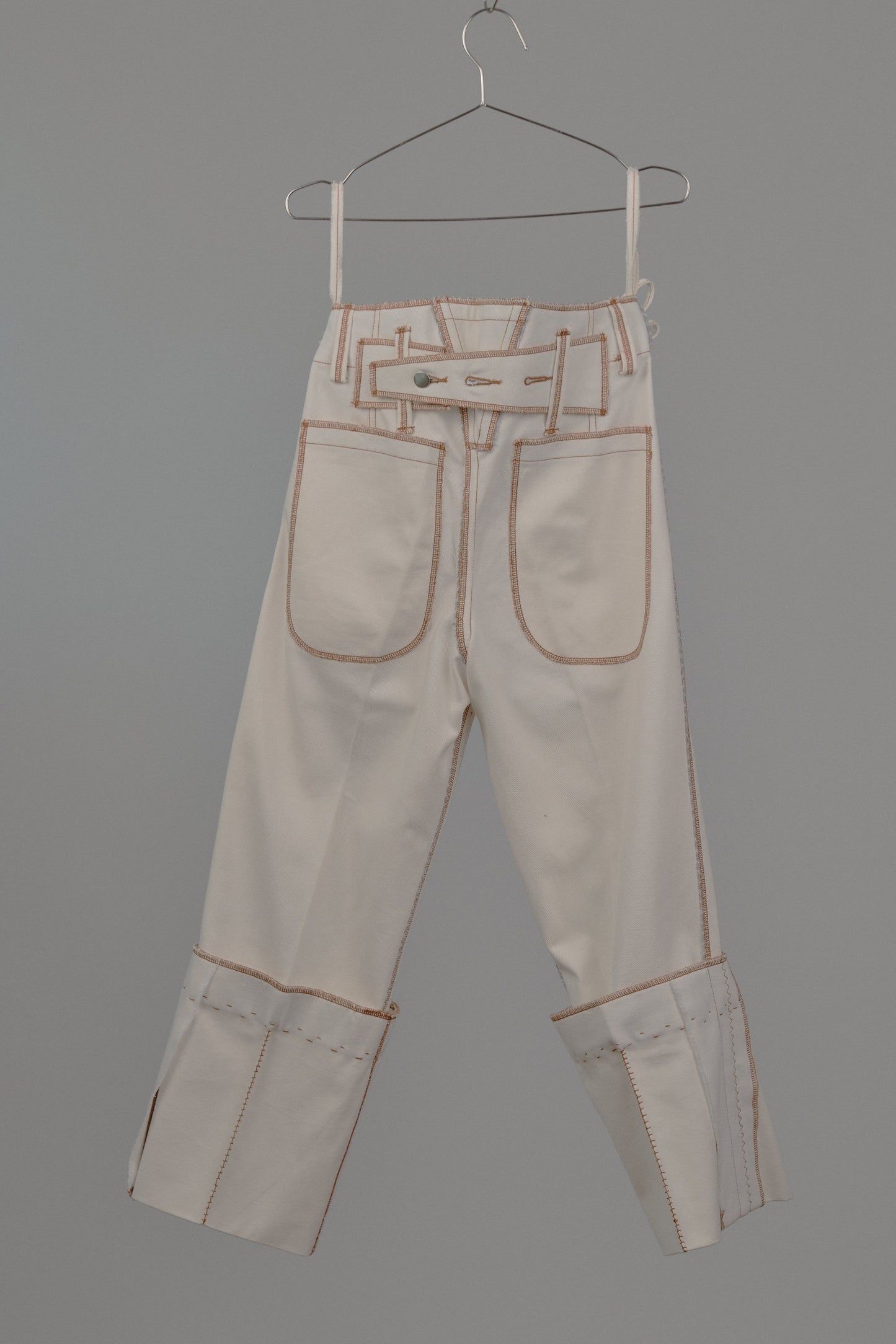 Fixed Cuff Jeans in Cream Canvas