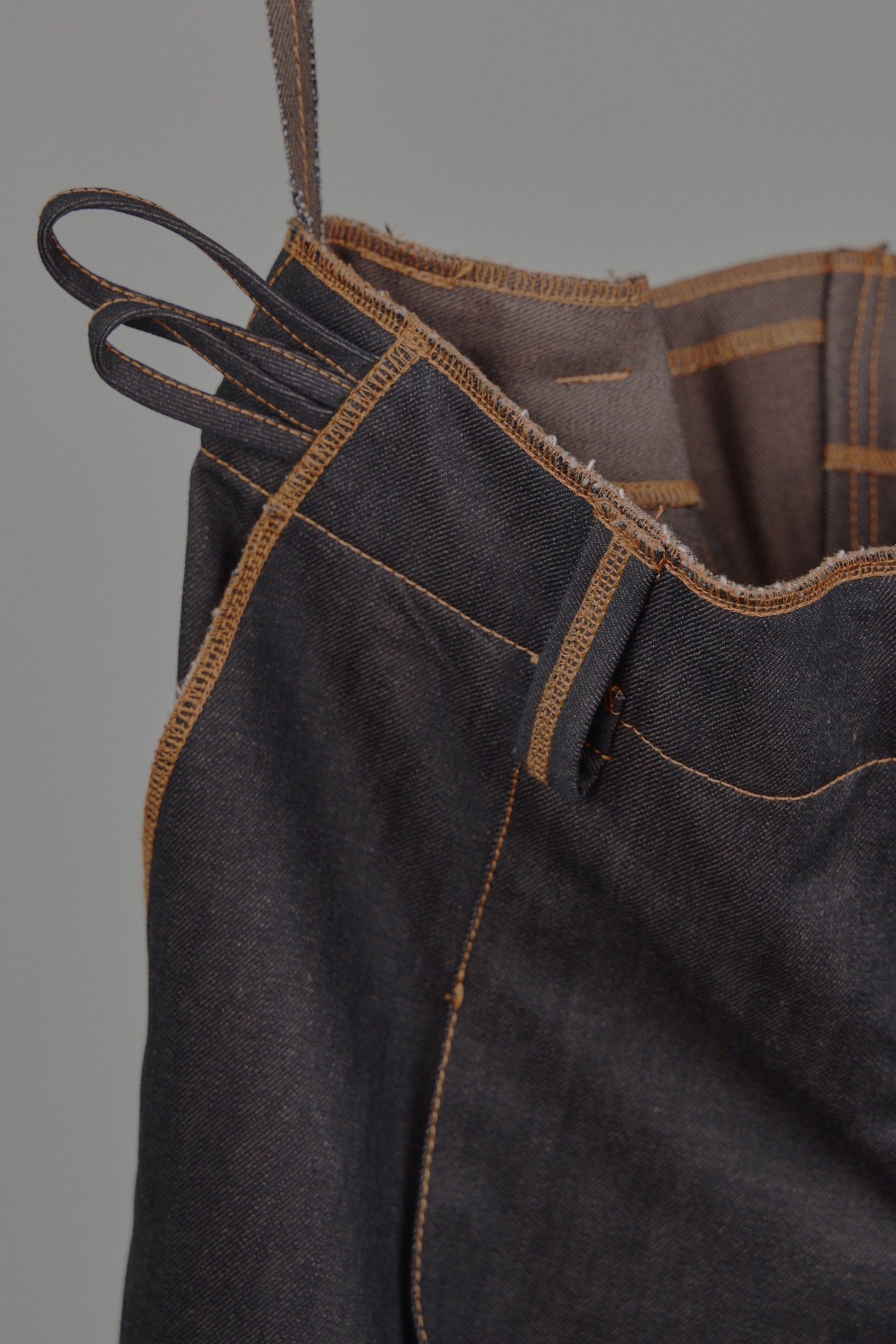 Sakay Shorts in Choco Denim